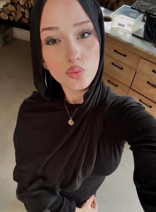 istanbulescortceren-2-1 İstanbul Escort Ceren Eve Otele Rezidanslara Geliyorum
